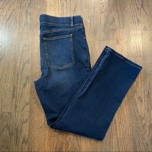 Betabrand XL Petite 4 pocket yoga denim jeans Straight leg. Excellent condition!